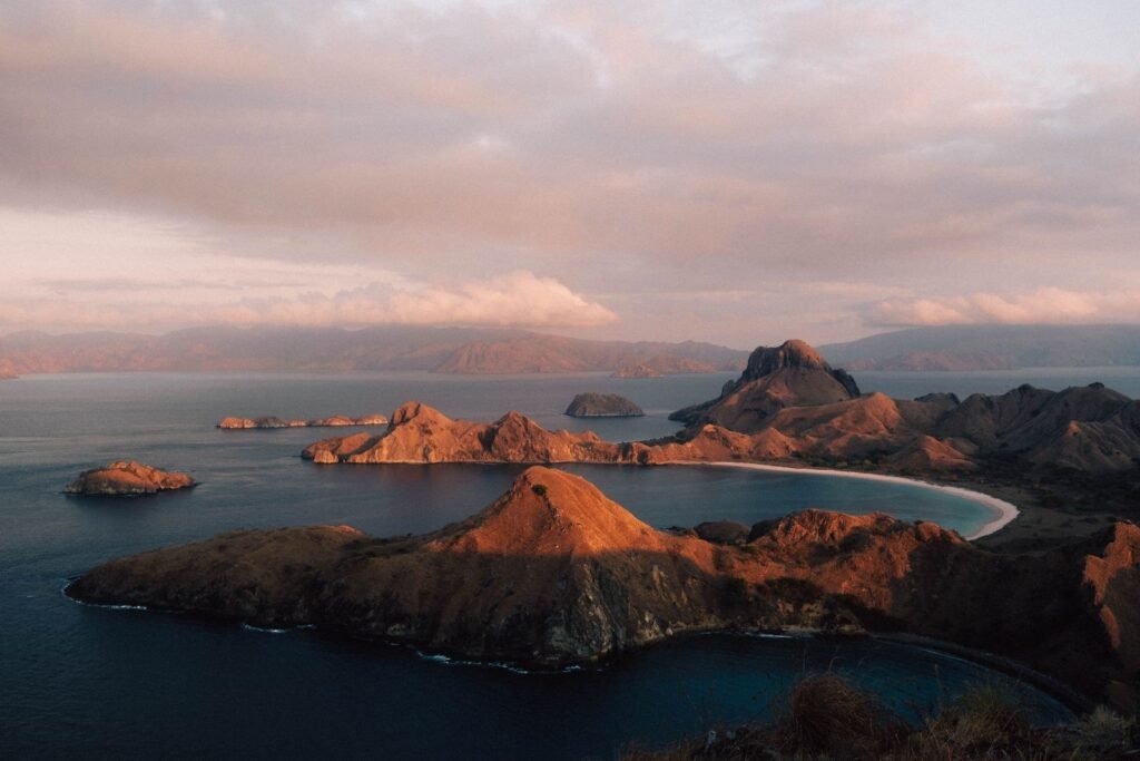 Labuan Bajo Luxury Phinisi Cruise